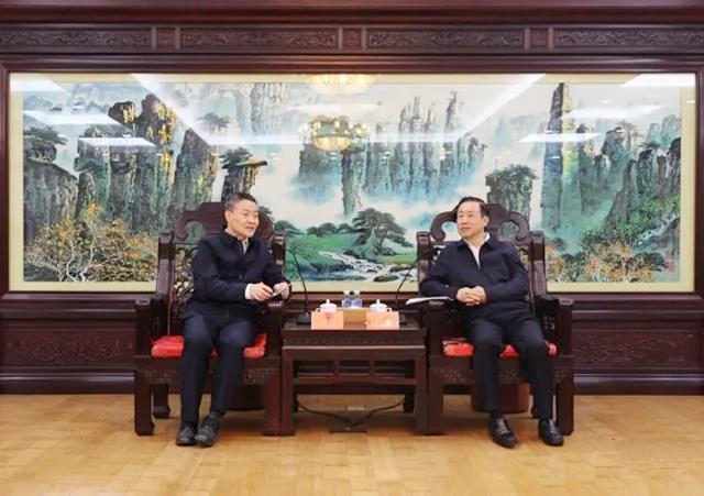 EE4983744AF5CF46433F507E66B_A6F6633A_C4B2.jpg?e=